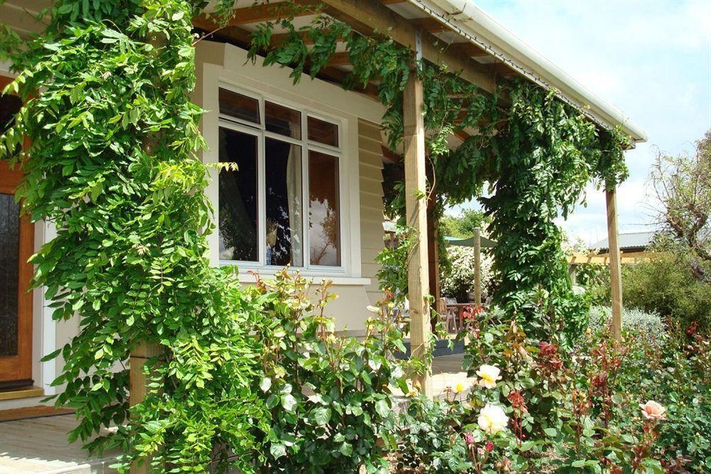 Olde Mill House B&B & Bike2Wine Cycle Hire Renwick Экстерьер фото
