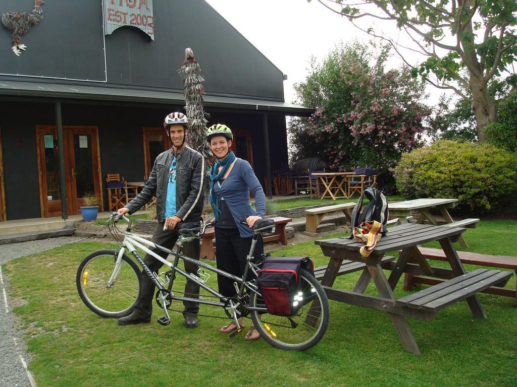Olde Mill House B&B & Bike2Wine Cycle Hire Renwick Экстерьер фото