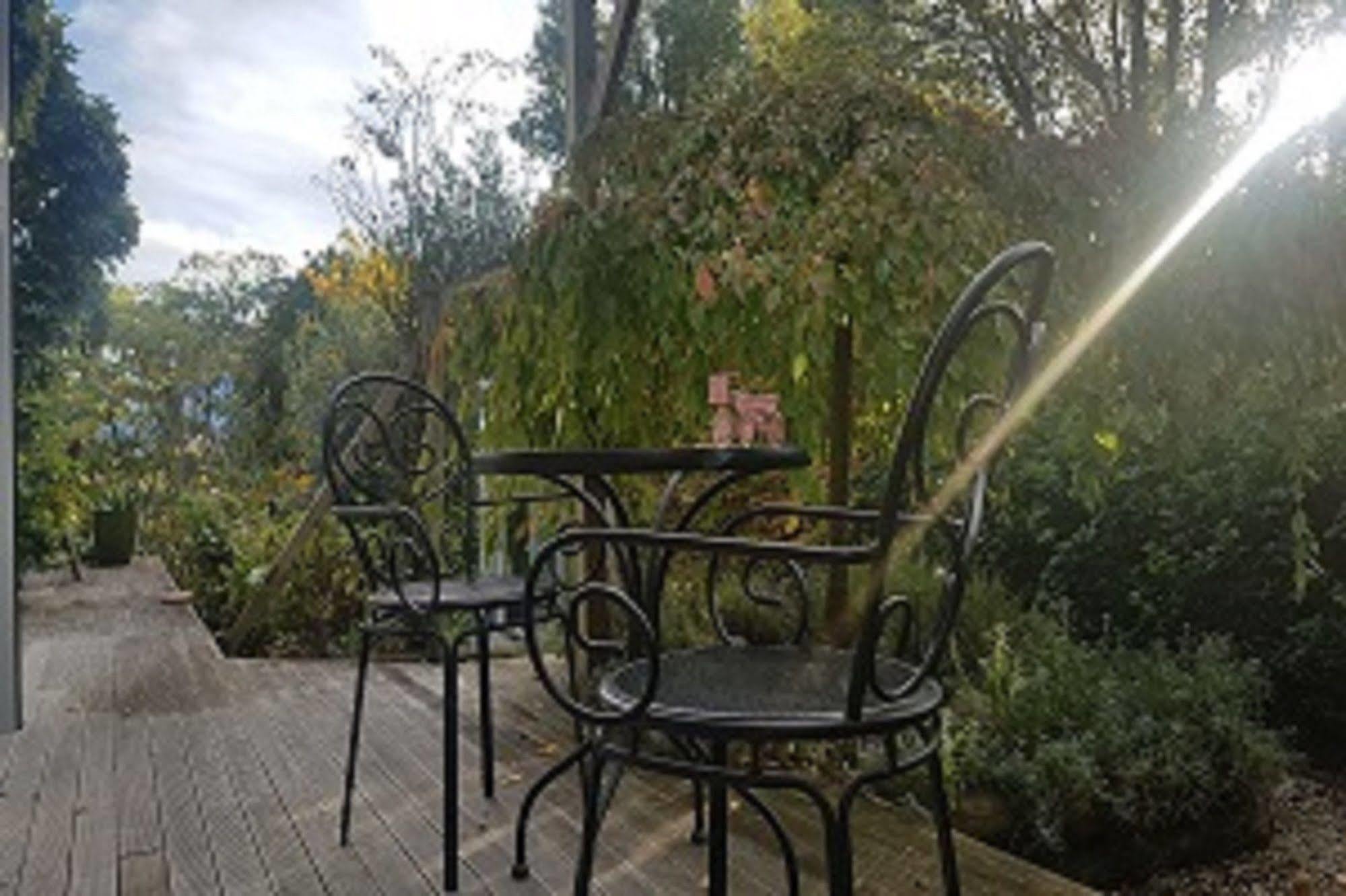 Olde Mill House B&B & Bike2Wine Cycle Hire Renwick Экстерьер фото