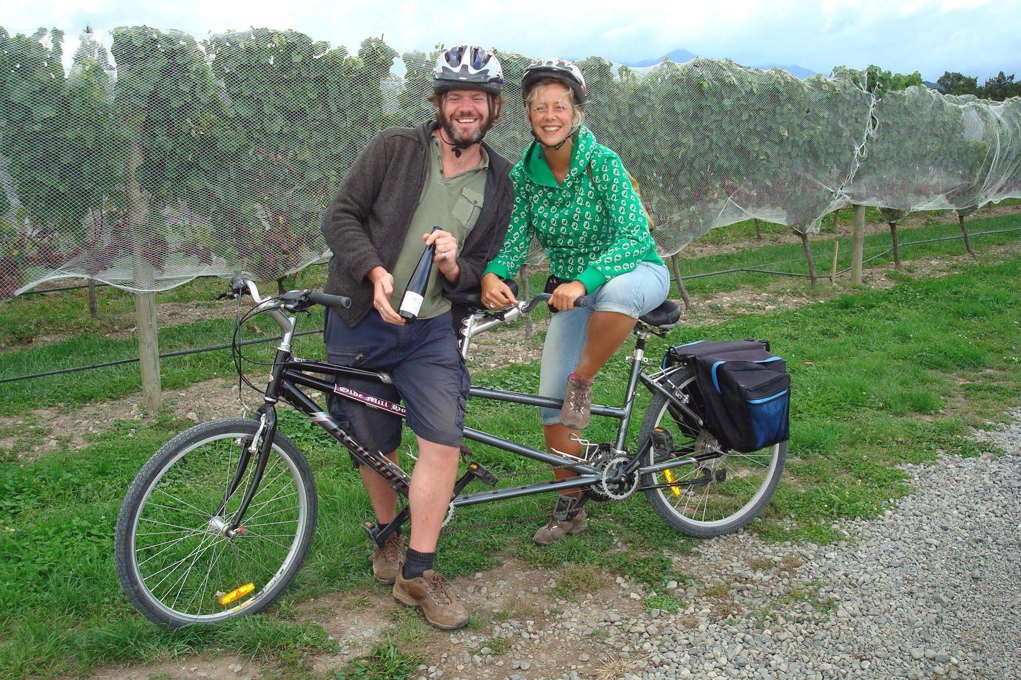 Olde Mill House B&B & Bike2Wine Cycle Hire Renwick Экстерьер фото