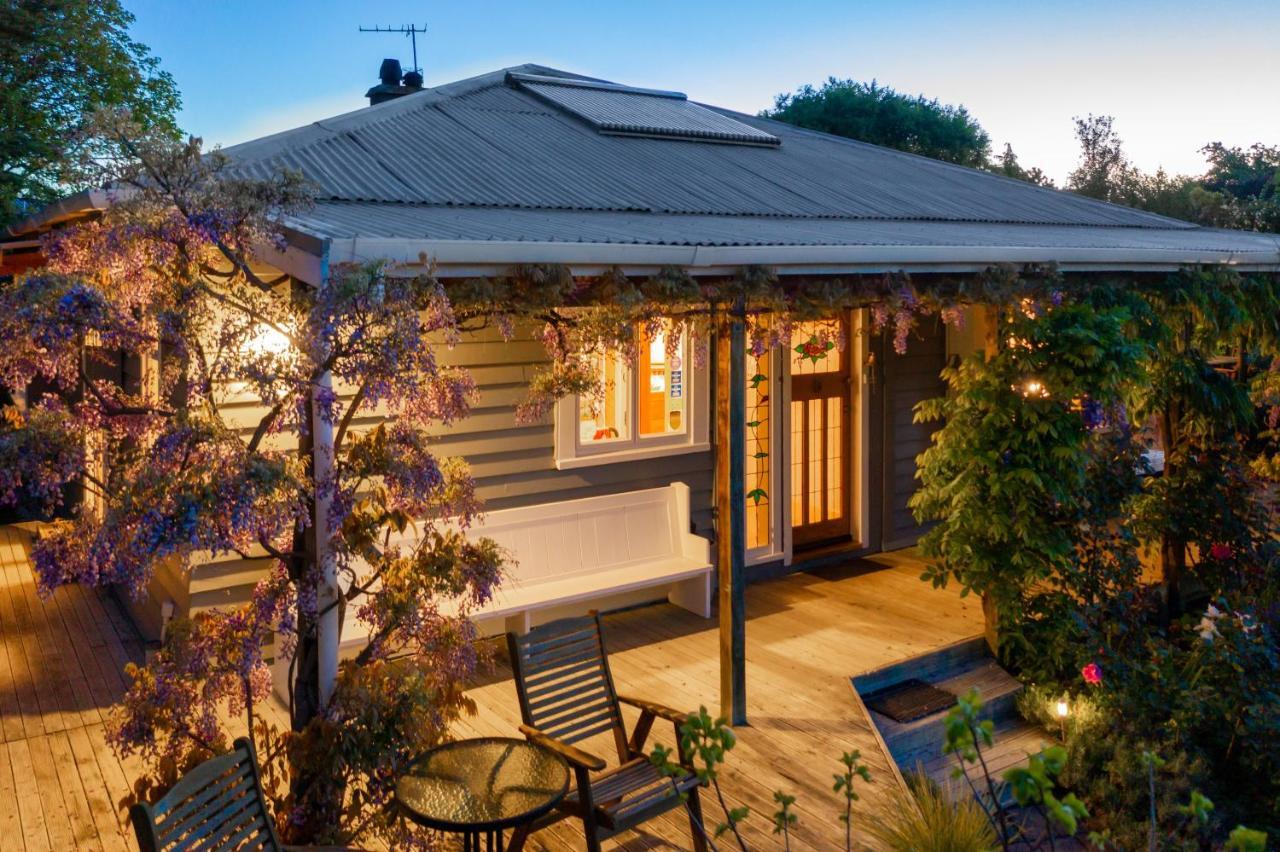 Olde Mill House B&B & Bike2Wine Cycle Hire Renwick Экстерьер фото