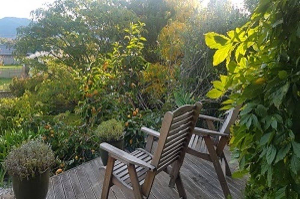 Olde Mill House B&B & Bike2Wine Cycle Hire Renwick Экстерьер фото